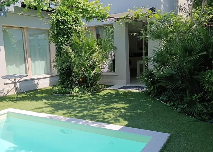 Harmony Lake Sirmione